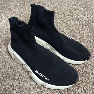 BALENCIAGA WOMEN’S SPEED RECYCLED KNIT SNEAKER IN BLACK/WHITE